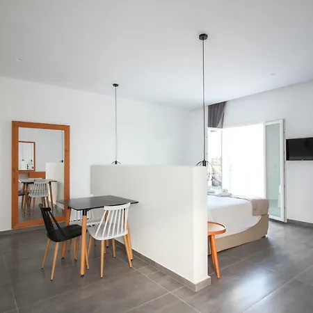 Abelos Mykonos 3*