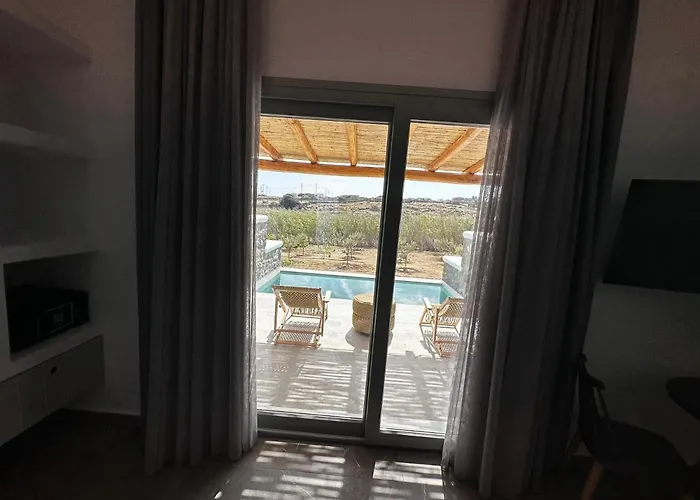 מלון Abelos Mykonos Plintri