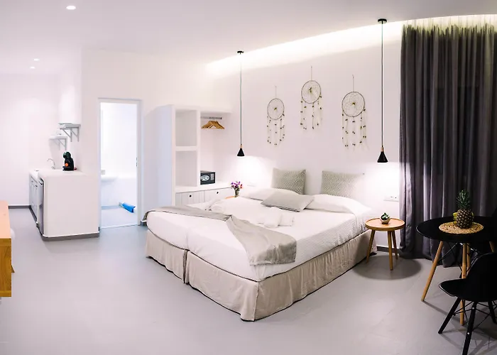 Abelos Mykonos מלון Plintri